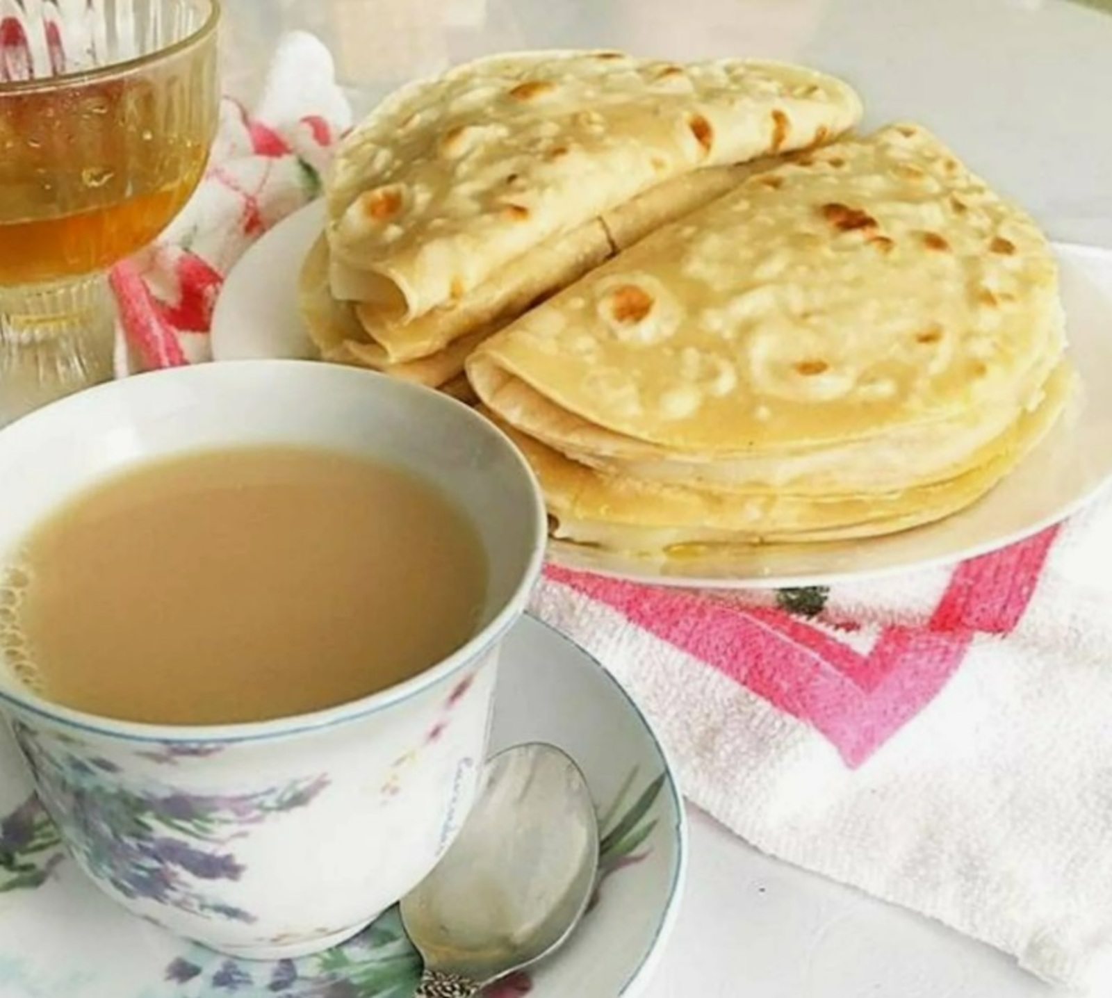 Өс төрлө ҡыҫтыбый