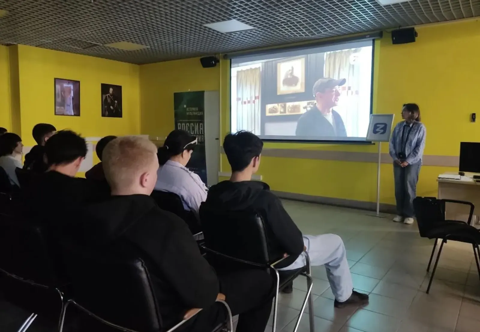 В Уфе открылась выставка о сценическом искусстве и Станиславском