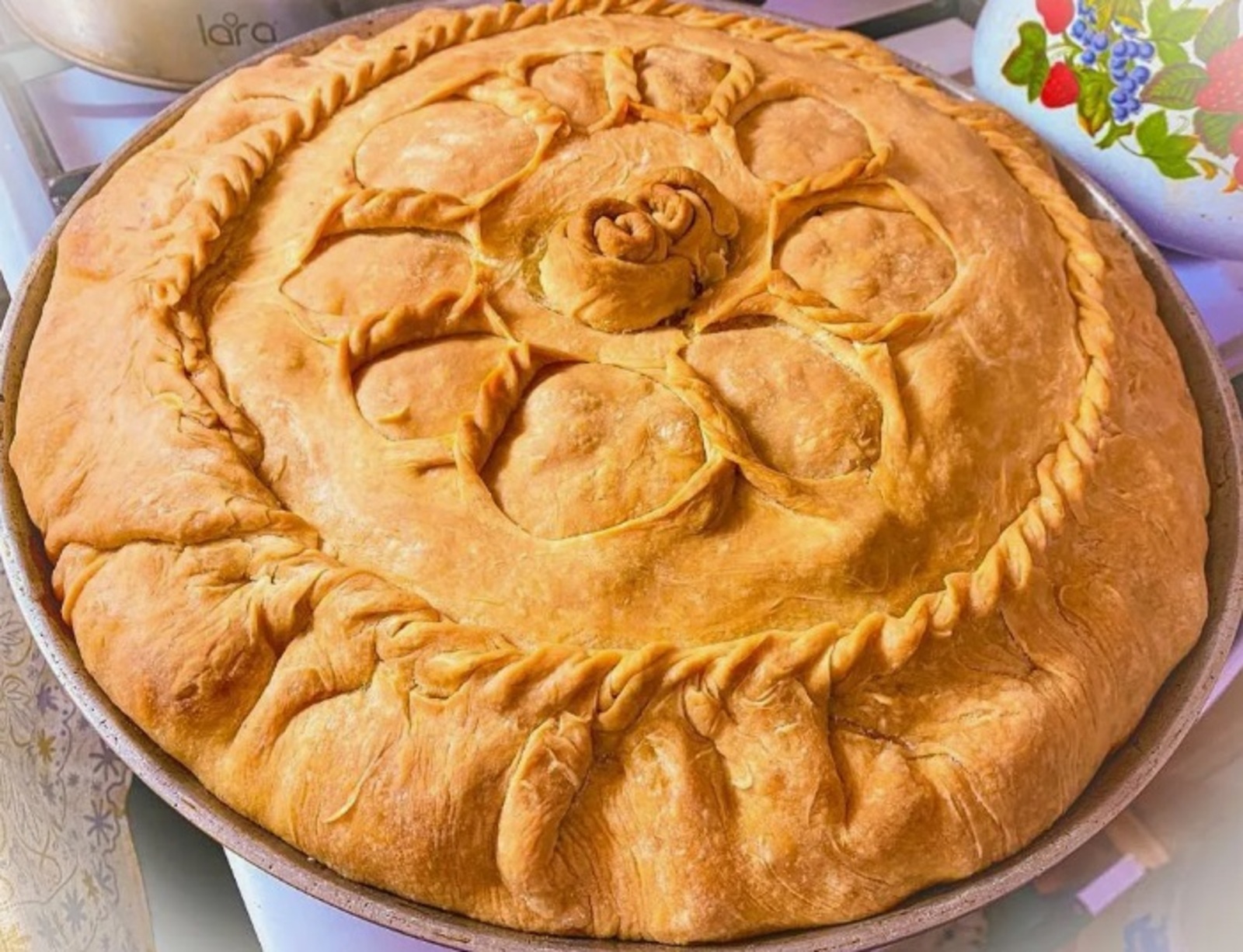 Бөгөн – бөтә донъя бәлеш көнө икән