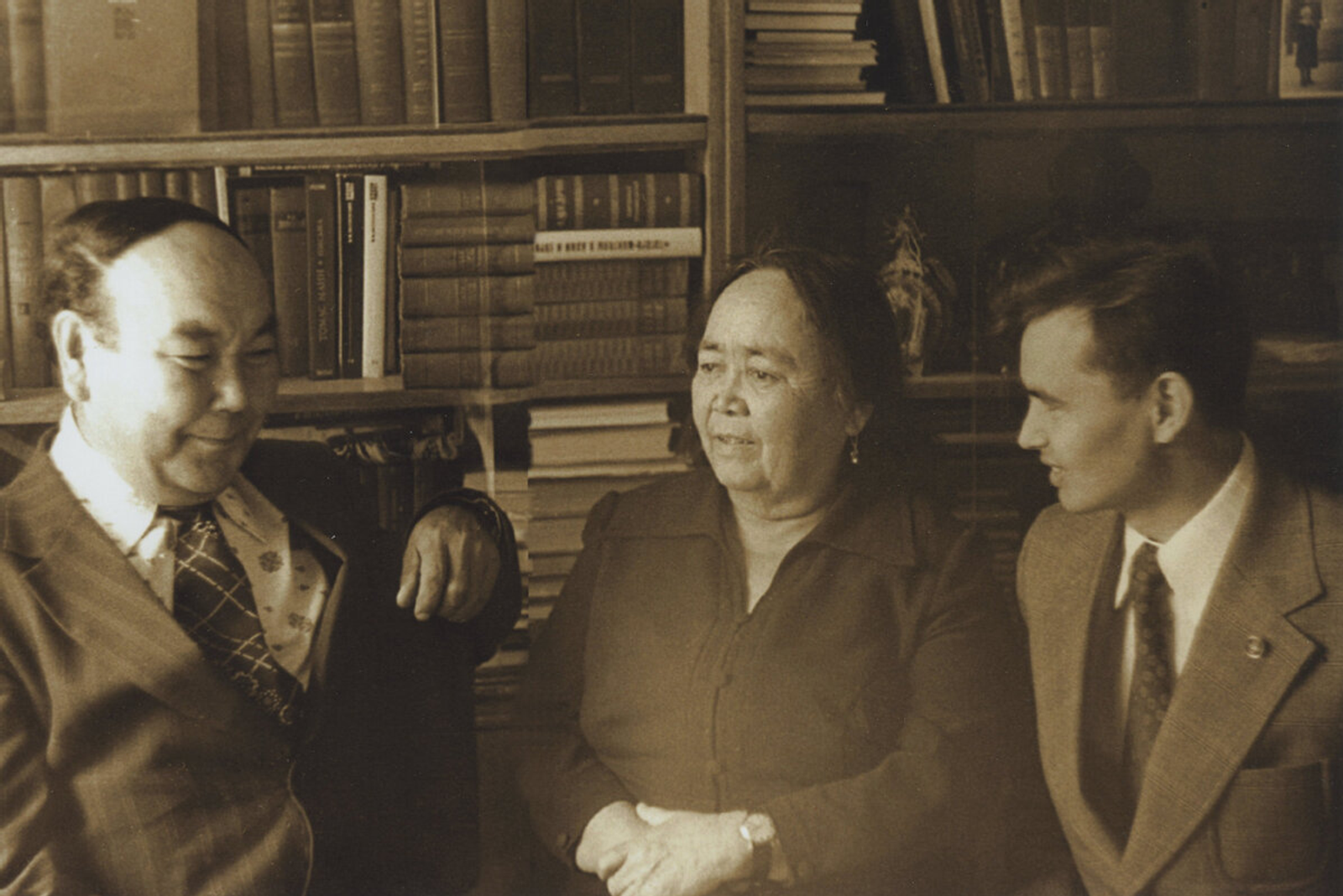 Ә үҙе ниндәй ябай, тормошто яҡшы белгән...