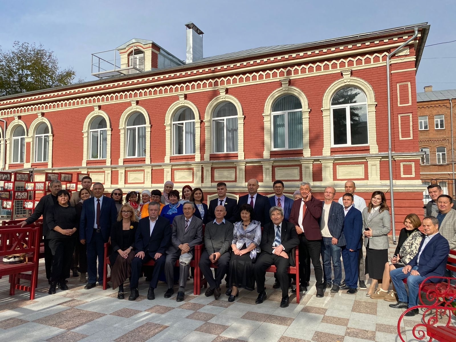 «Берҙәмлектә – көс»