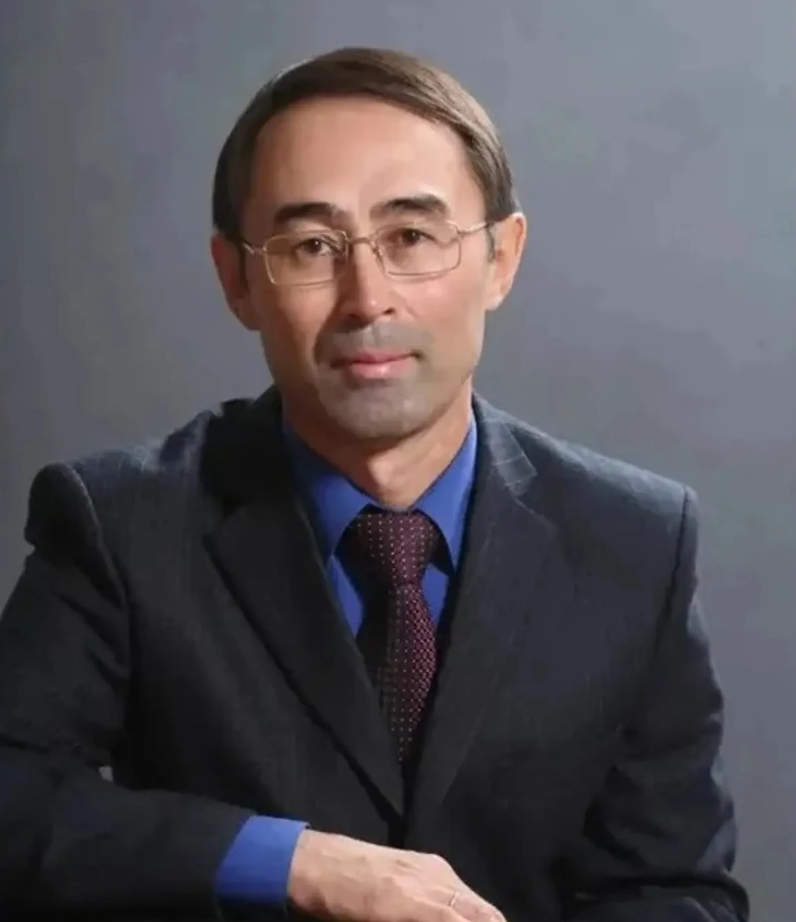 Өфөлә журналист һәм яҙыусы Нияз Алсынбаев арабыҙҙан китте